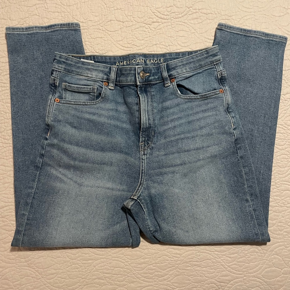 American Eagle Mom Jeans